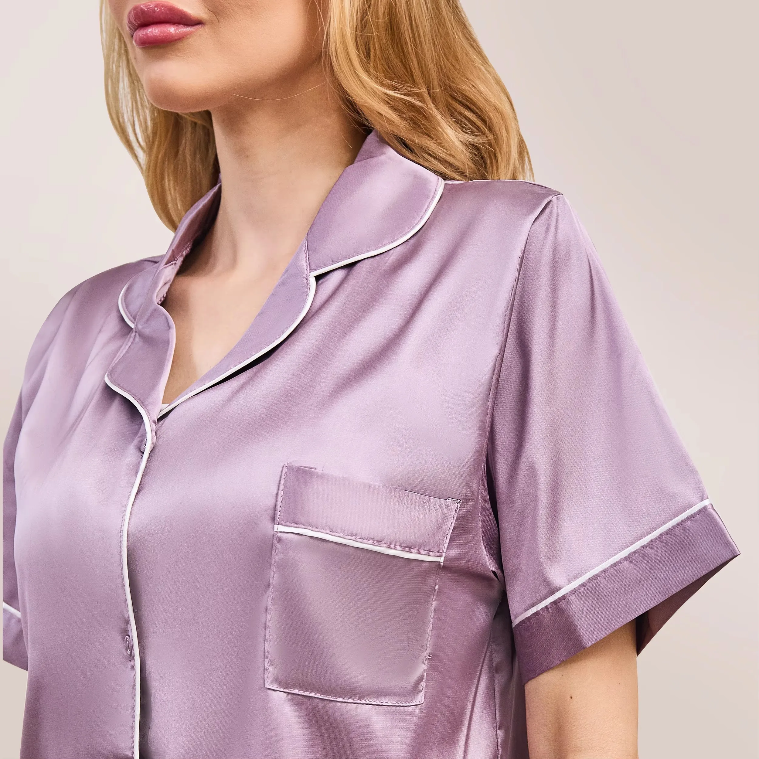 Women's Ice Silk Super Soft Summer Loose and Cool Short Sleeve Satin Pajamas Set Solid Color Home Wear Pjs Shorts Lounge Set