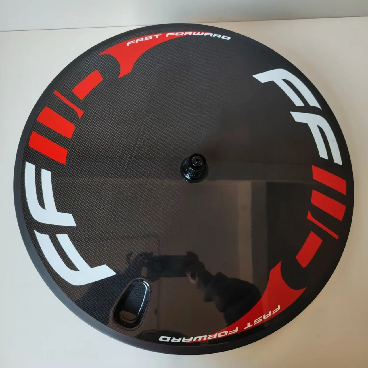 

Carbon 700C Aero TT Bicycle Disc Wheel 23 /25/28mm Wide Center Lock Road/Track/Fixed Gear Bike Disc Wheel Rim / Disc Brake