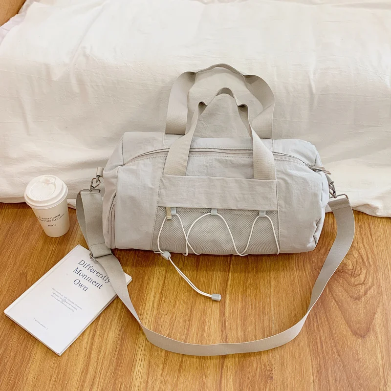 

Lightweight Sports Yoga Fitness Bag Simple Versatile Large Capacity Storage Short Trip Bag Student Handheld Crossbody Bag