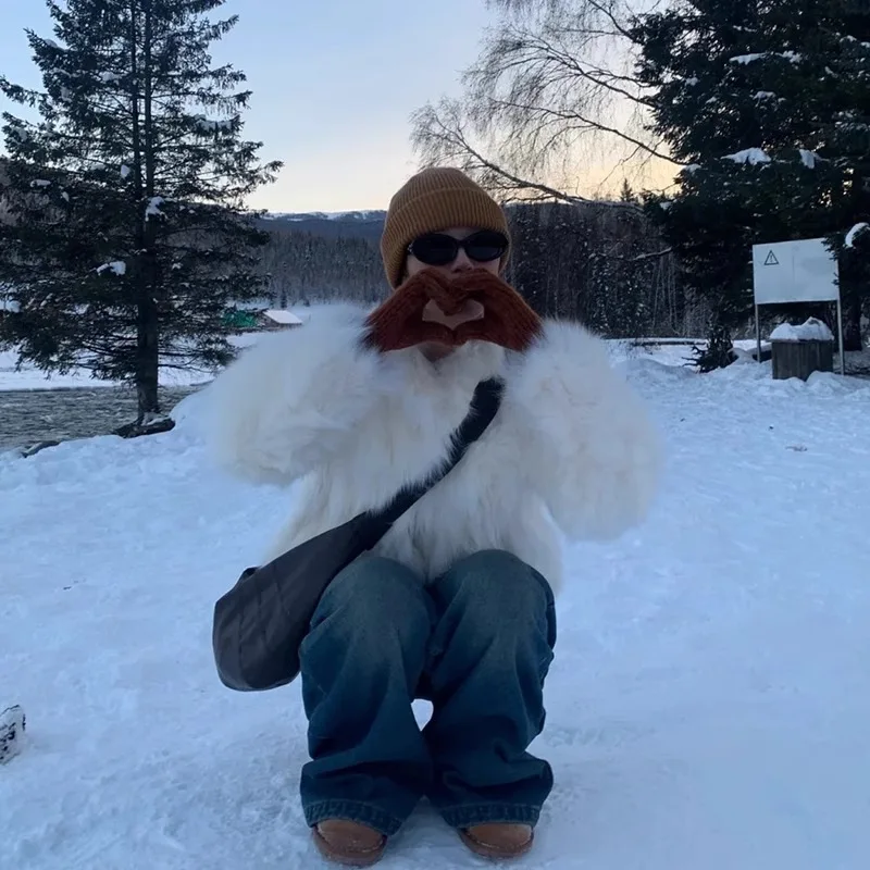 เสื้อโค้ทขนเฟอร์เทียมสำหรับผู้หญิง แจ็คเก็ตสั้นแบบเรียบง่าย ปกพับลง แขนยาว ซิปตรง สไตล์ลำลองสำหรับสุภาพสตรี ใส่ได้ทั้งในออฟฟิศและชีวิตประจำวัน สำหรับฤดูใบไม้ร่วงและฤดูหนาว ปี 2025