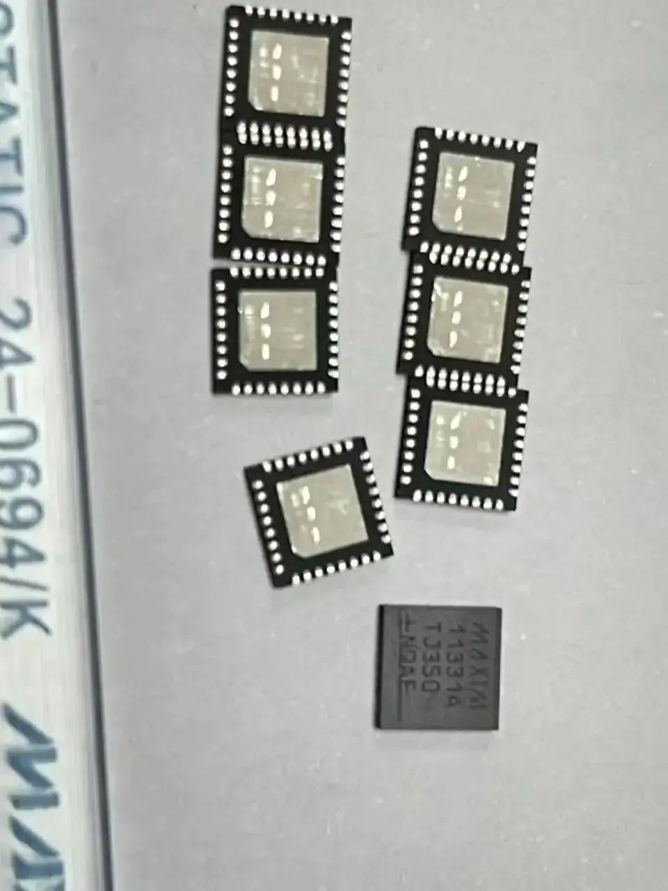 MAX11331ATJ+T TQFN-32 32-Bit Analog-to-Digital Converter Chip New Original