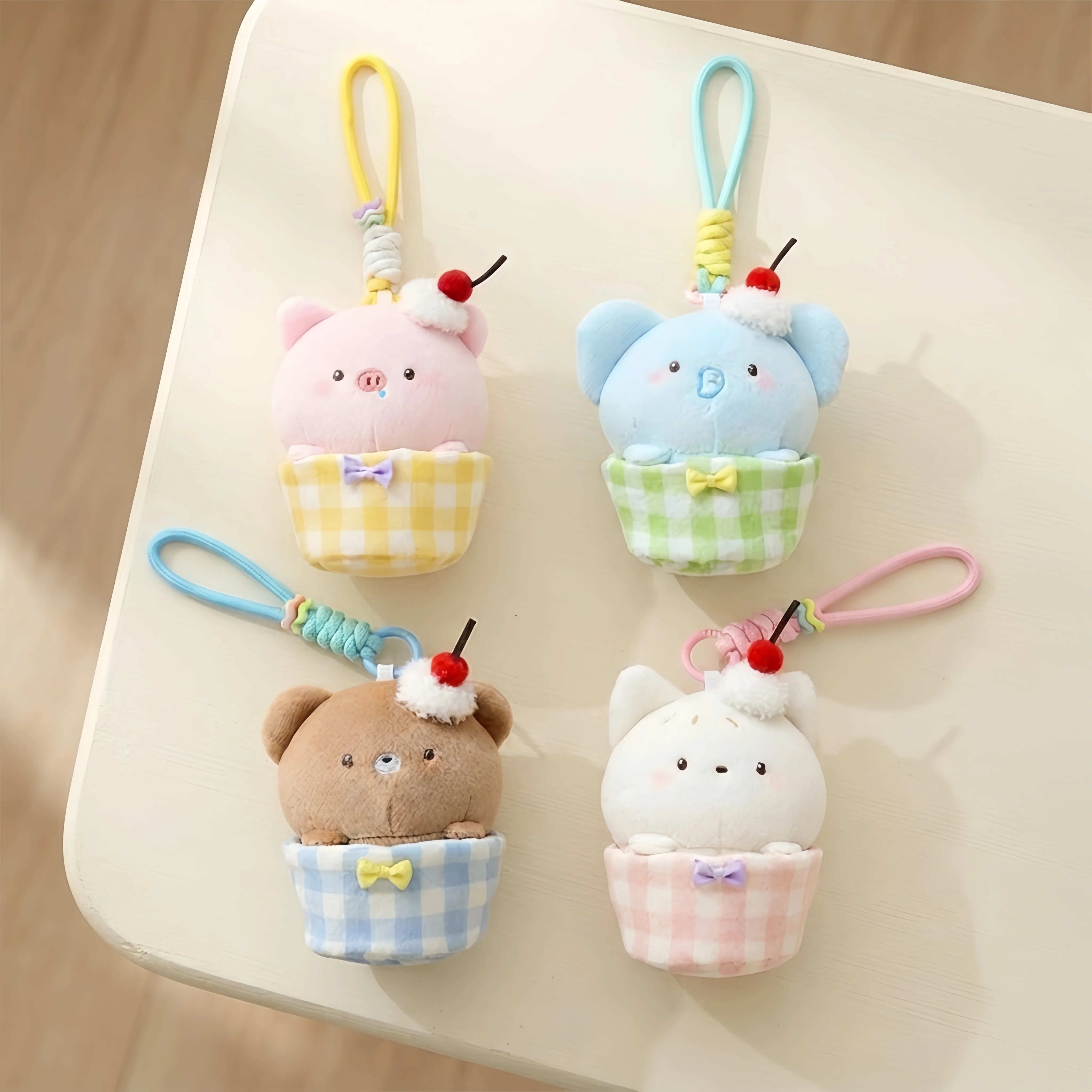 Cute Cupcake Animal Plush Keychain Cartoon Pig Bear Elephant Cat Doll Pendant Soft Stuffed Toy Backpack Bag Car Key Holder Gift