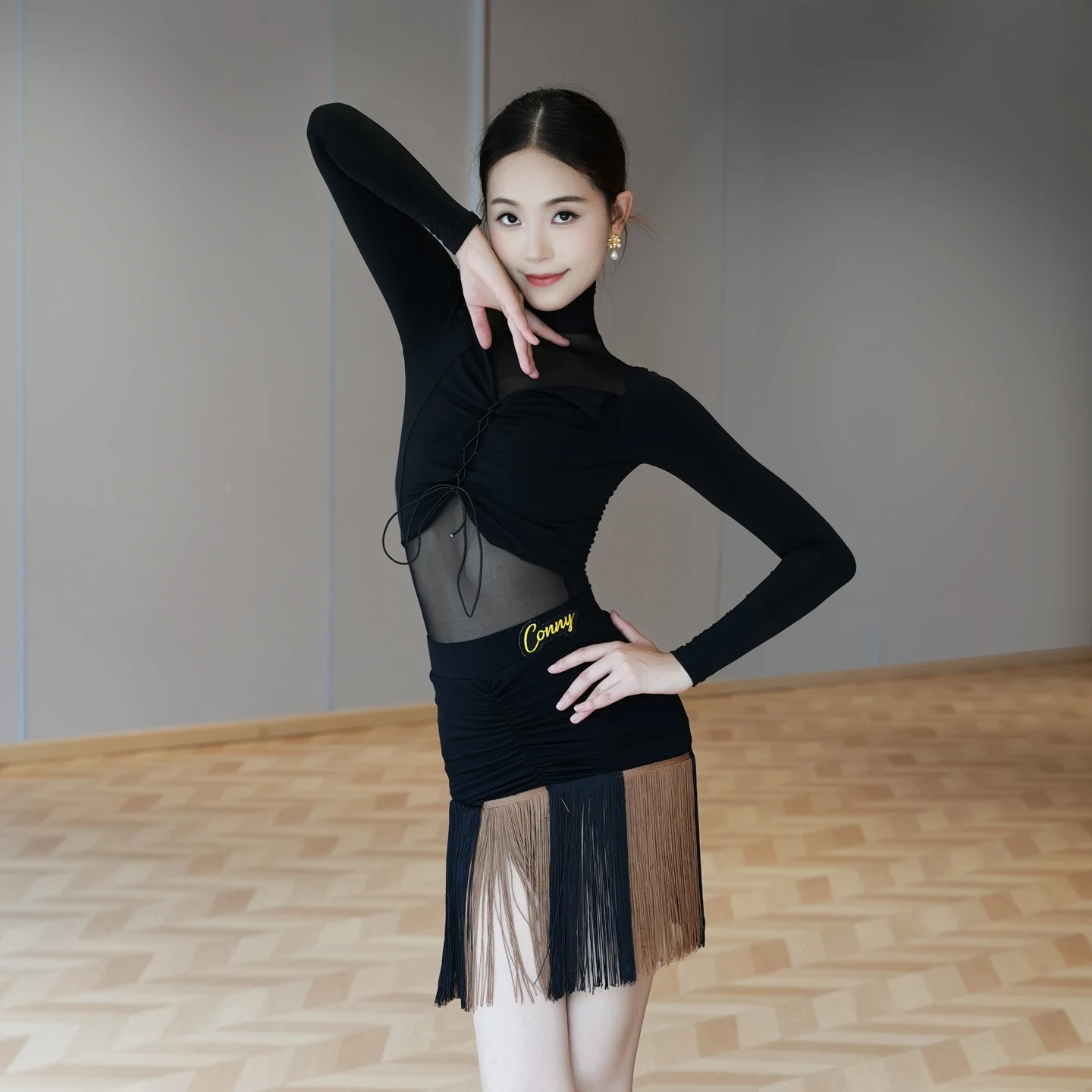 Adults Chacha Latin Dance Competition Costume Women Latin Dance Clothing Ladies Latin Top Fringed Skirt Stage Clothes XS10269