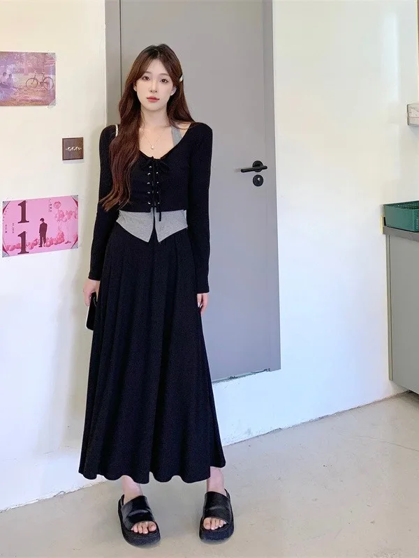 

plus Size Hot Girl Style Set Neck Hanging Strap Long Sleeve Slim Fit Top And Skirt Three Piece Fashion Set for Young Women