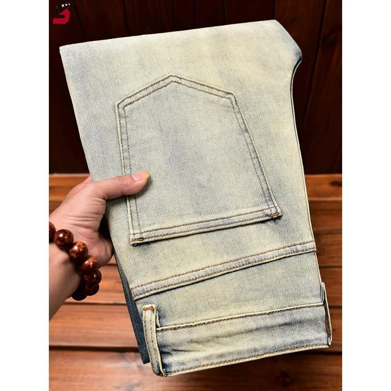 Celana Jeans pria, kelas atas ringan trendi mewah lurus tabung Slim Fit elastis motor dicuci Retro dan serbaguna jalan Denim