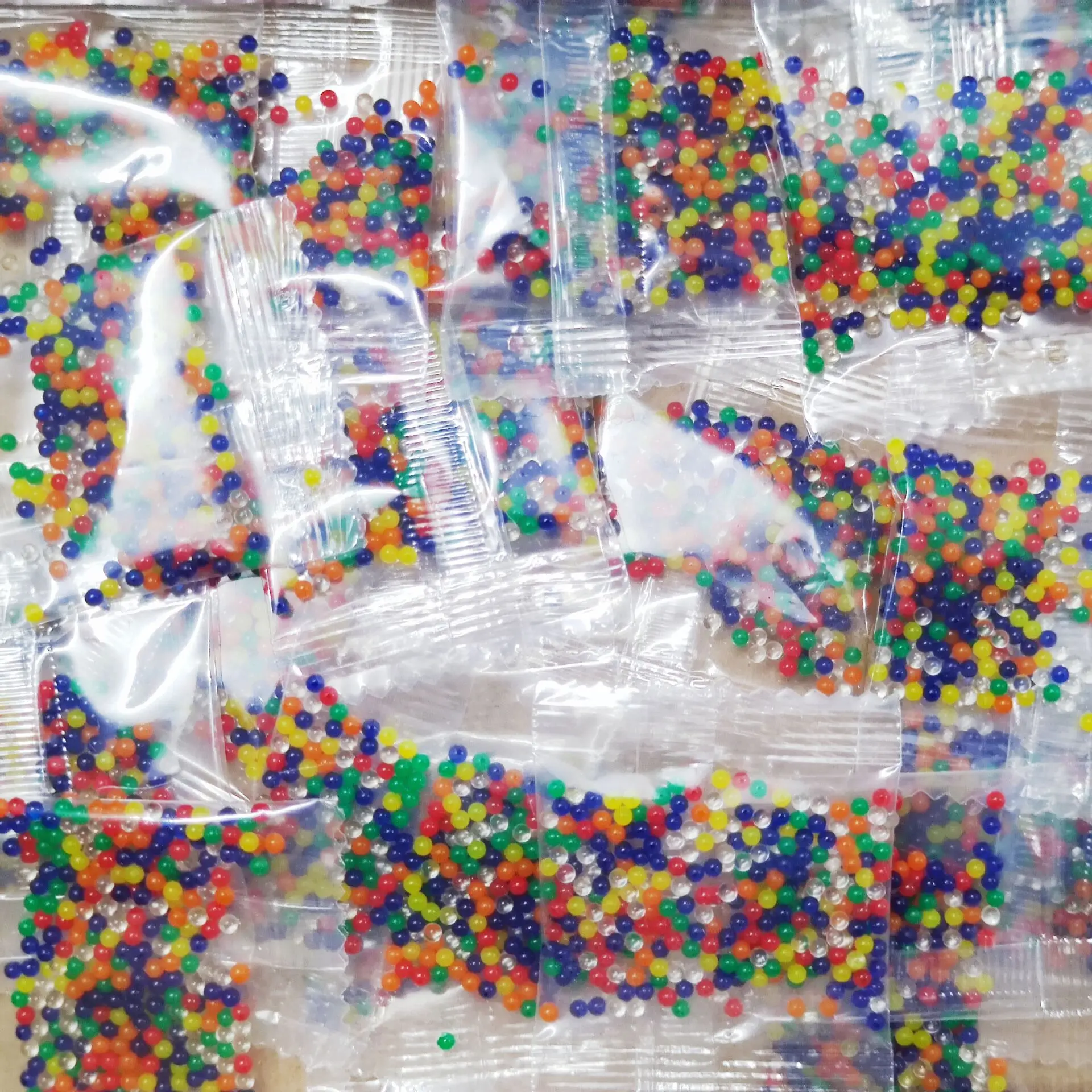 크리스탈 버블 물 흡수 붓기 구슬 스퀴즈 바나나 어린이와 성인 스트레스 릴리프 장난감 휴일 선물