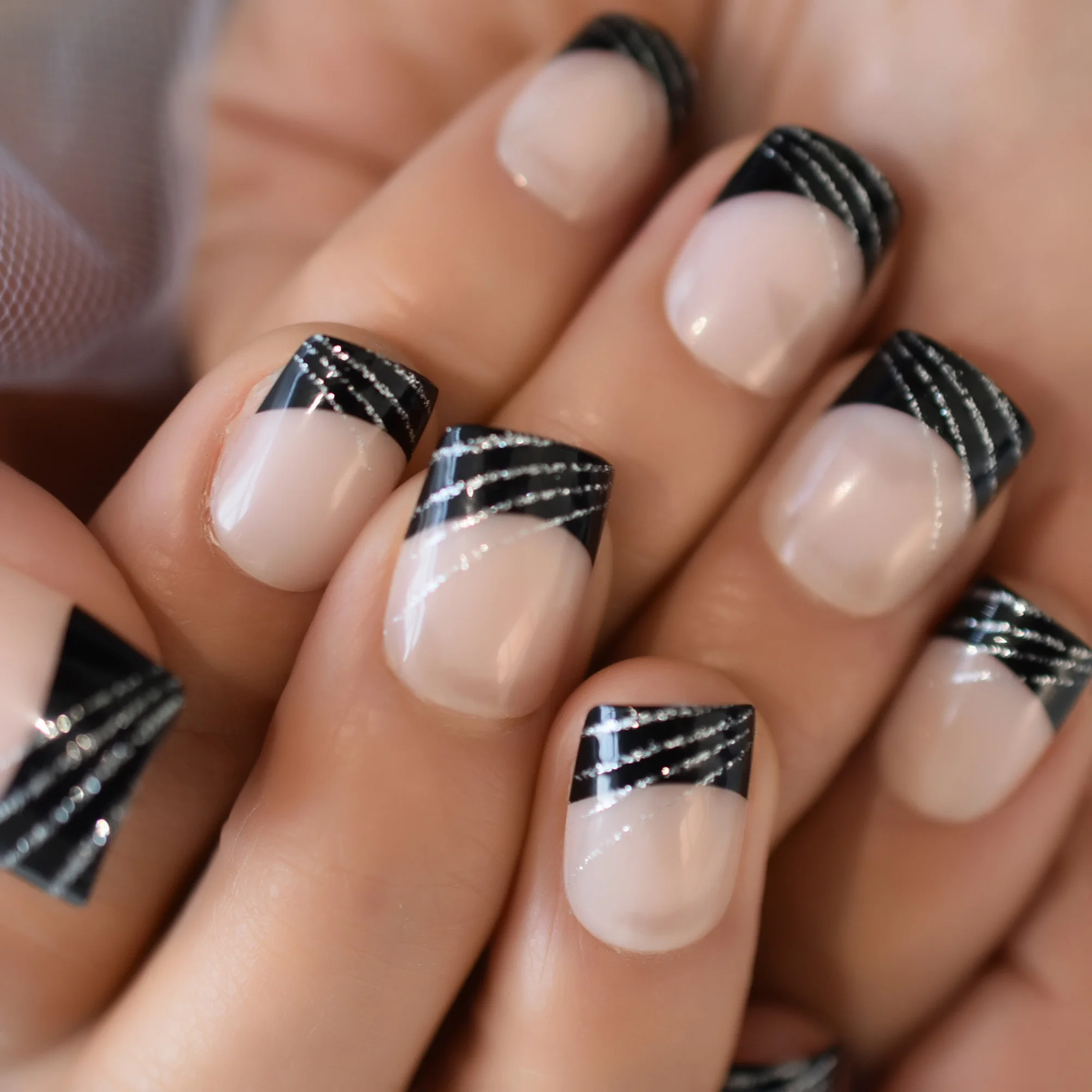 Press On Nail Art With Black Lace Designs French Nail Decorations Set Short Nude Artificial Fake Nail Tip