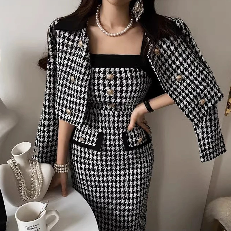 Korean Chic Slim Strap Vintage Suspended Dress Autumn Retro Small Fragrant Short Style Thousand Bird Plaid Coat 2025 Crop Tops