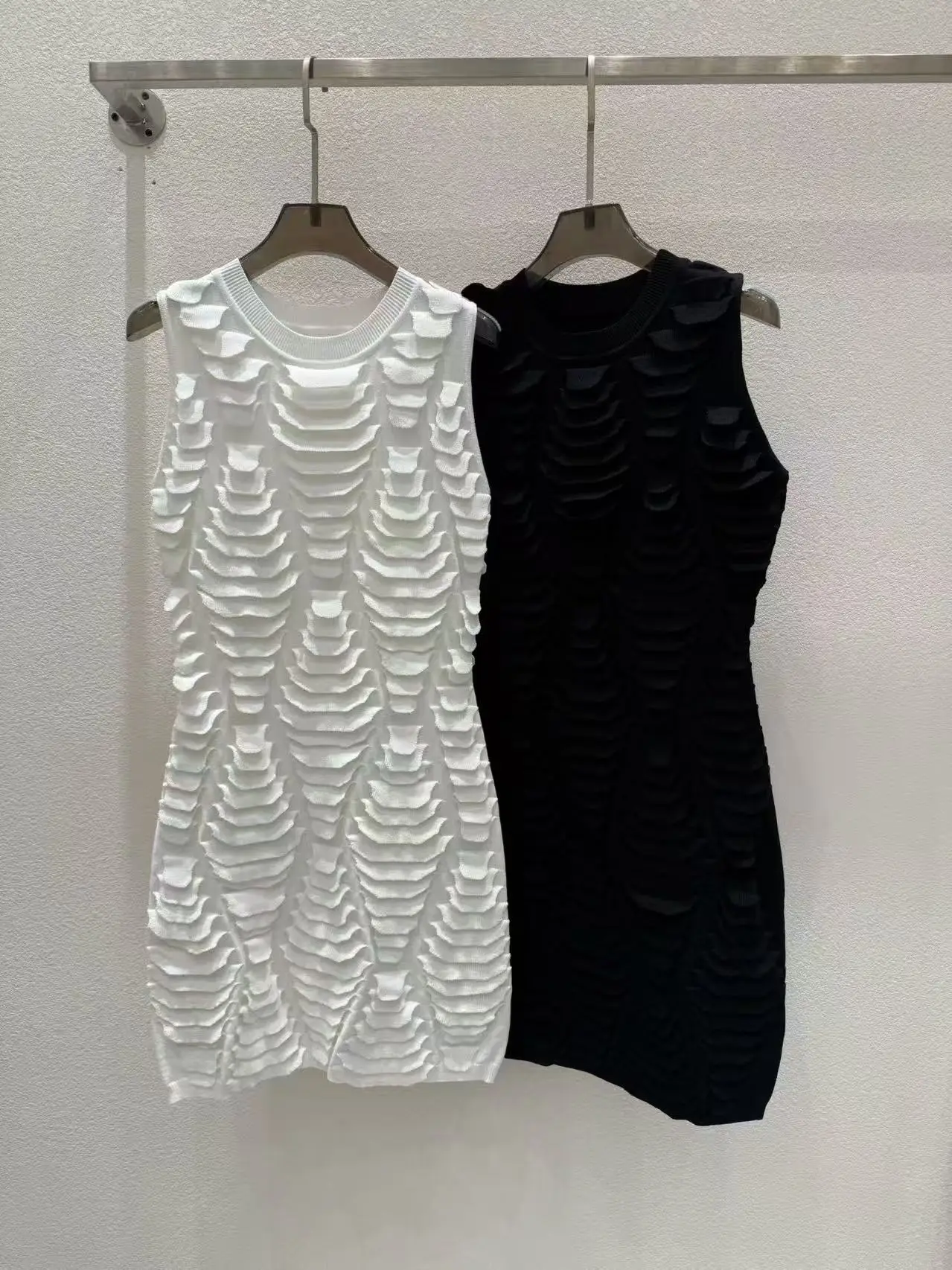 3D Wave-Pattern Knitted Dress  Elegant, Stylish, and Stretchy Slim-Fit Sleeveless Women's Dress (2026 Summer New Arrival)