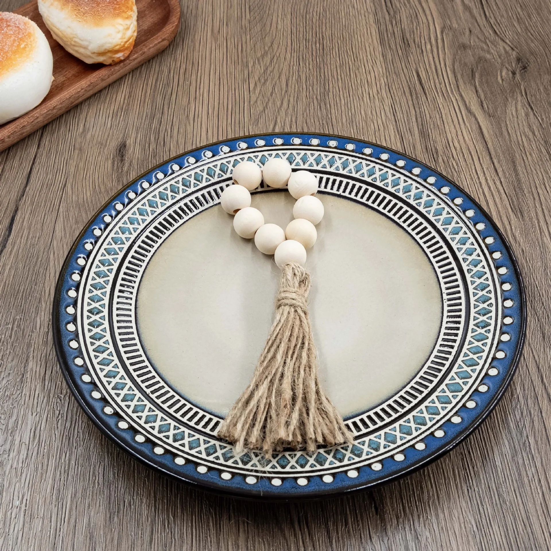 

6PCS Nordic Style Napkin Buckle Hemp Rope Wooden Color Bead Fringed String Table Napkin Clasp Hand-woven Table Napkin Ring