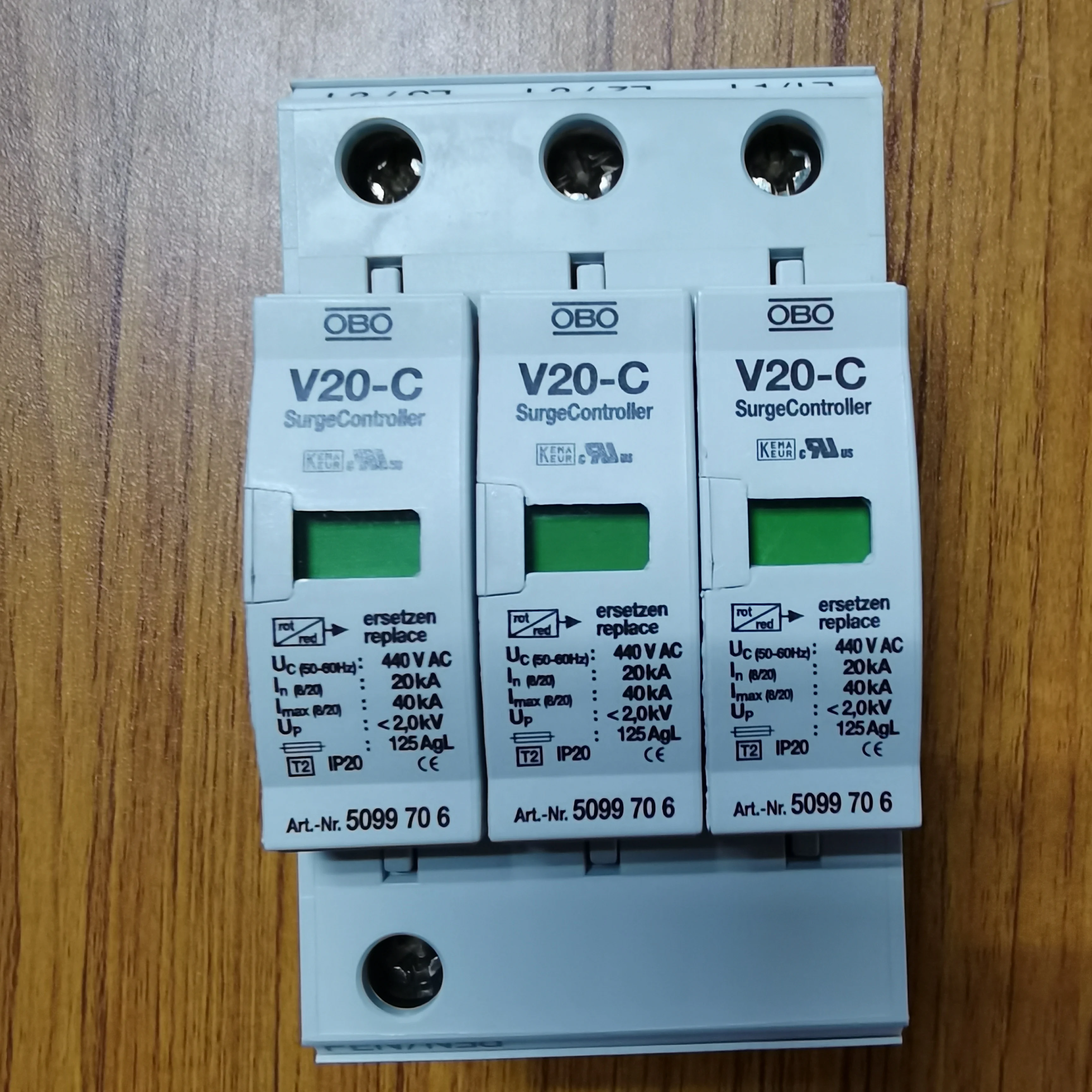 Germany OBO Lightning Arrester 5094920 Power Supply Lightning Arrester V10-C 3+NPE Is Sold At A Low Price.