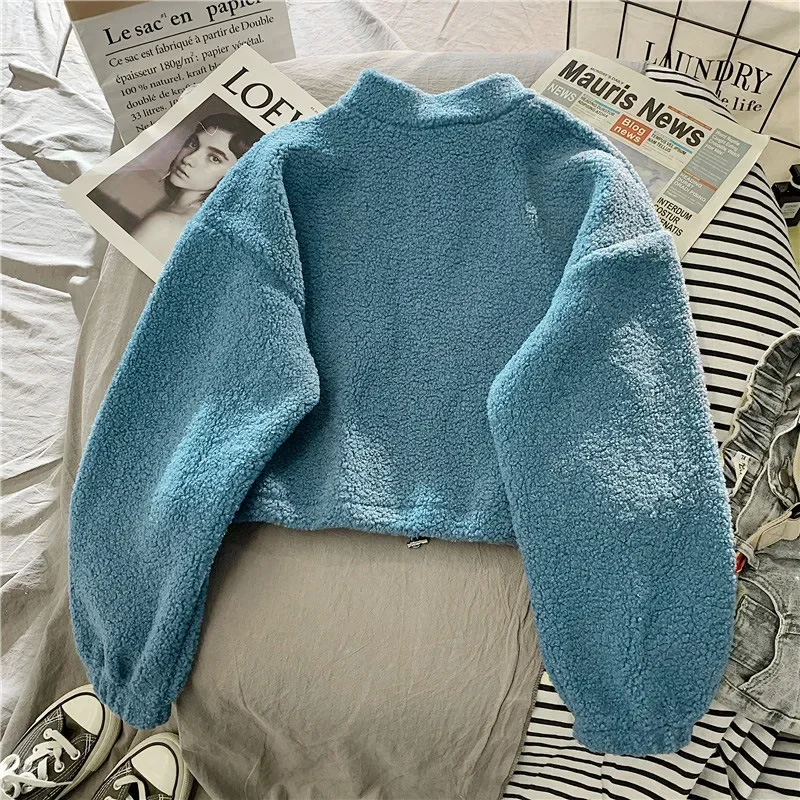 Damen-Fleece-Sweatshirt mit halbem Reißverschluss, Buchstabenmuster, Stehkragen, lange Ärmel, Kapuzenpullover, kurzes Oberteil, lässiger, lockerer Schnitt, warm, für Herbst und Winter, Pullover. – Detail 12