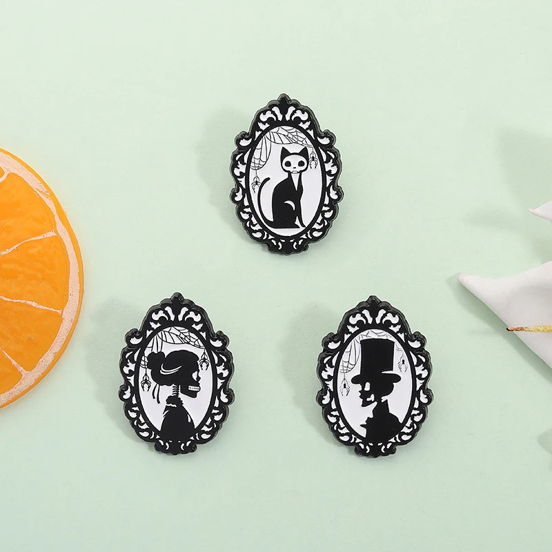 Skeleton Portrait Enamel Pins Day Of The Dead Gothic Skull Cat Halloween Brooches Lapel Badge Fashion Jewelry Gifts for Friends