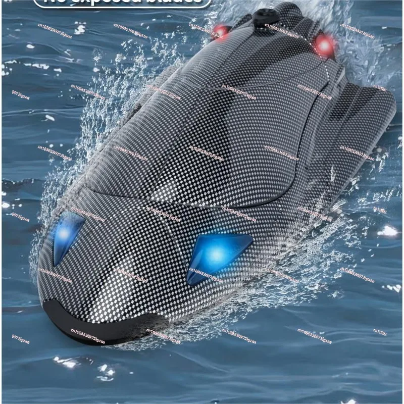 

FY011 carbon fiber pattern speedboat 2.4G full scale remote control with light capsize