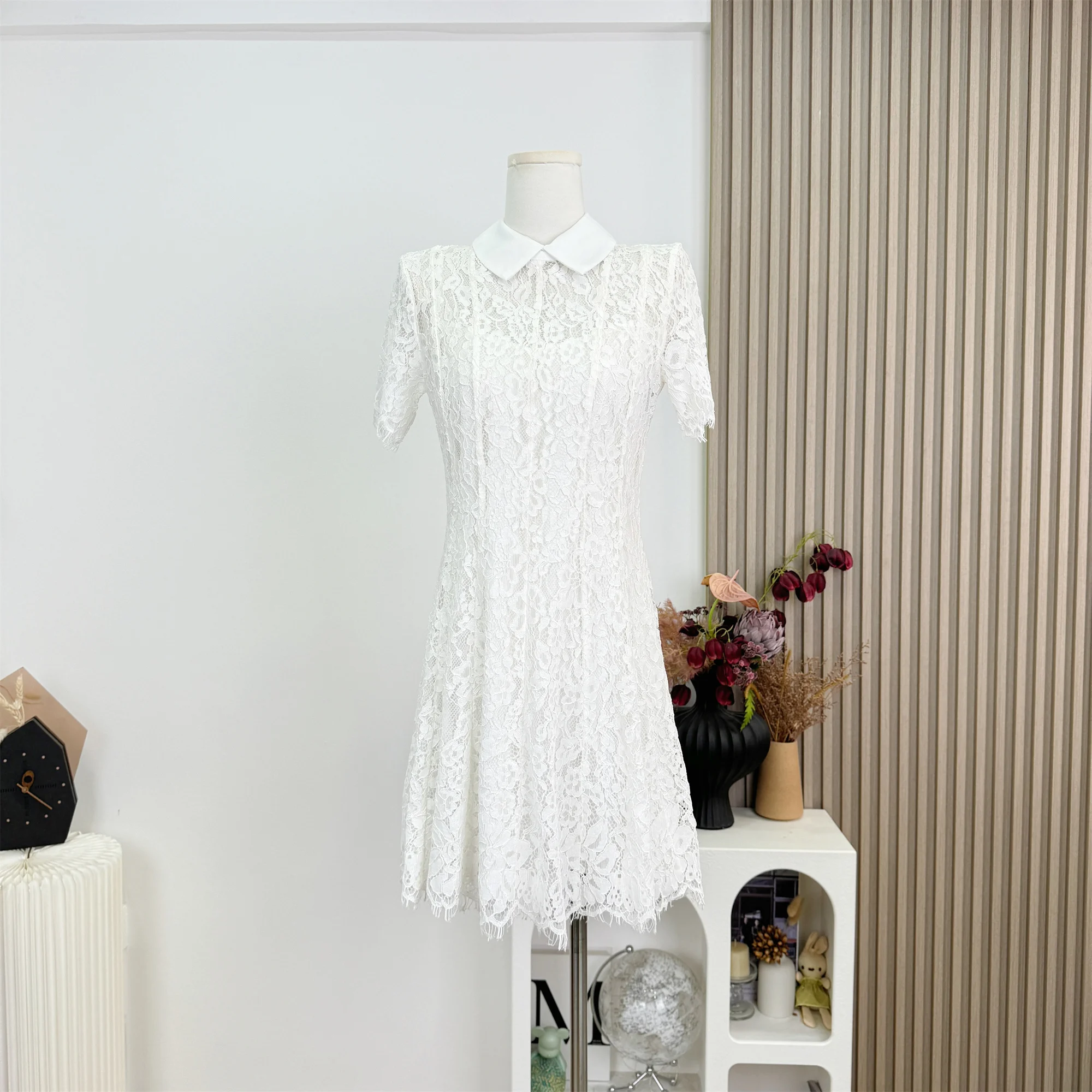 

Spring New Style Lace Dress A- Line Skirt Waist-Cinching Knee-Length Bubble Sleeve Polo Collar Polyester Fiber Elastic Waist