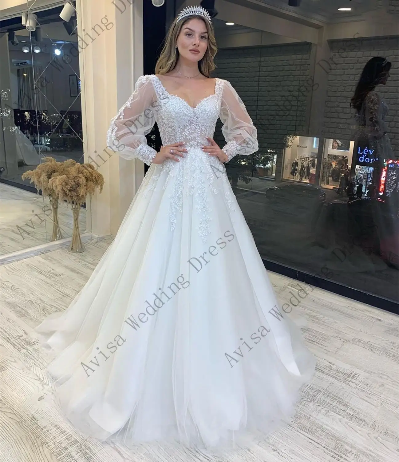 

Gorgeous Wedding Dress Long Sleeve A-Line Puff Sleeve Sweep Train Backless Bridal Gowns Lace Party Dresses vestidos de novia