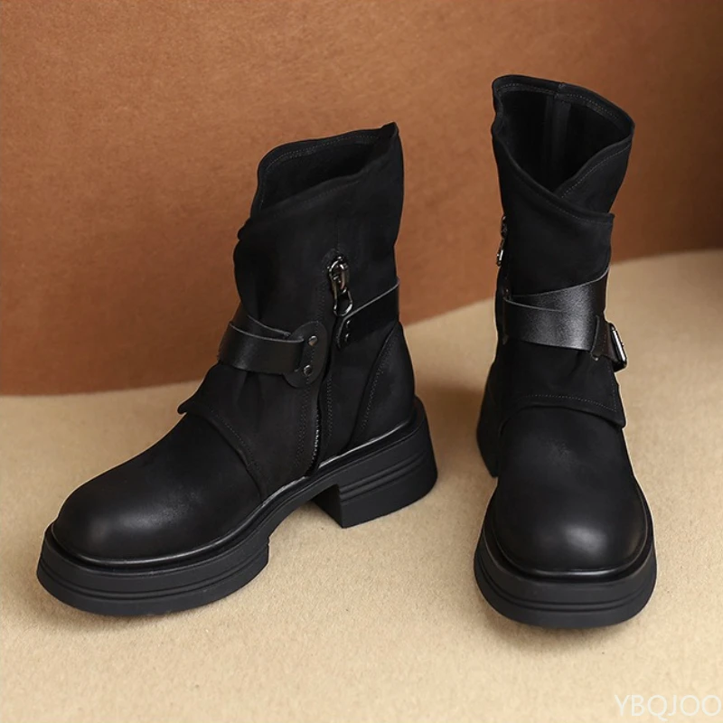 أحذية ذات نعل سميك للنساء في الخريف والشتاء، أحذية قصيرة بنية كلاسيكية، أحذية نسائية عصرية بسيطة ومريحة ومتعددة الاستخدامات