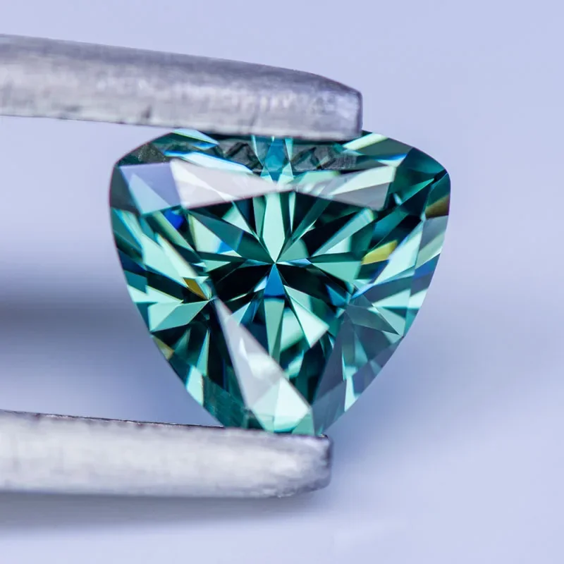 Moissanite Stone Trillyon Cut Primary Color Emerald Green Lab Created Gemstone for DIY Charms Jewelry Making with Certificate