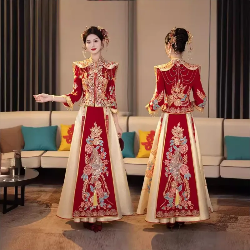 

New style of heavy industry's Chinese-style golden champagne-colored wedding dress for a