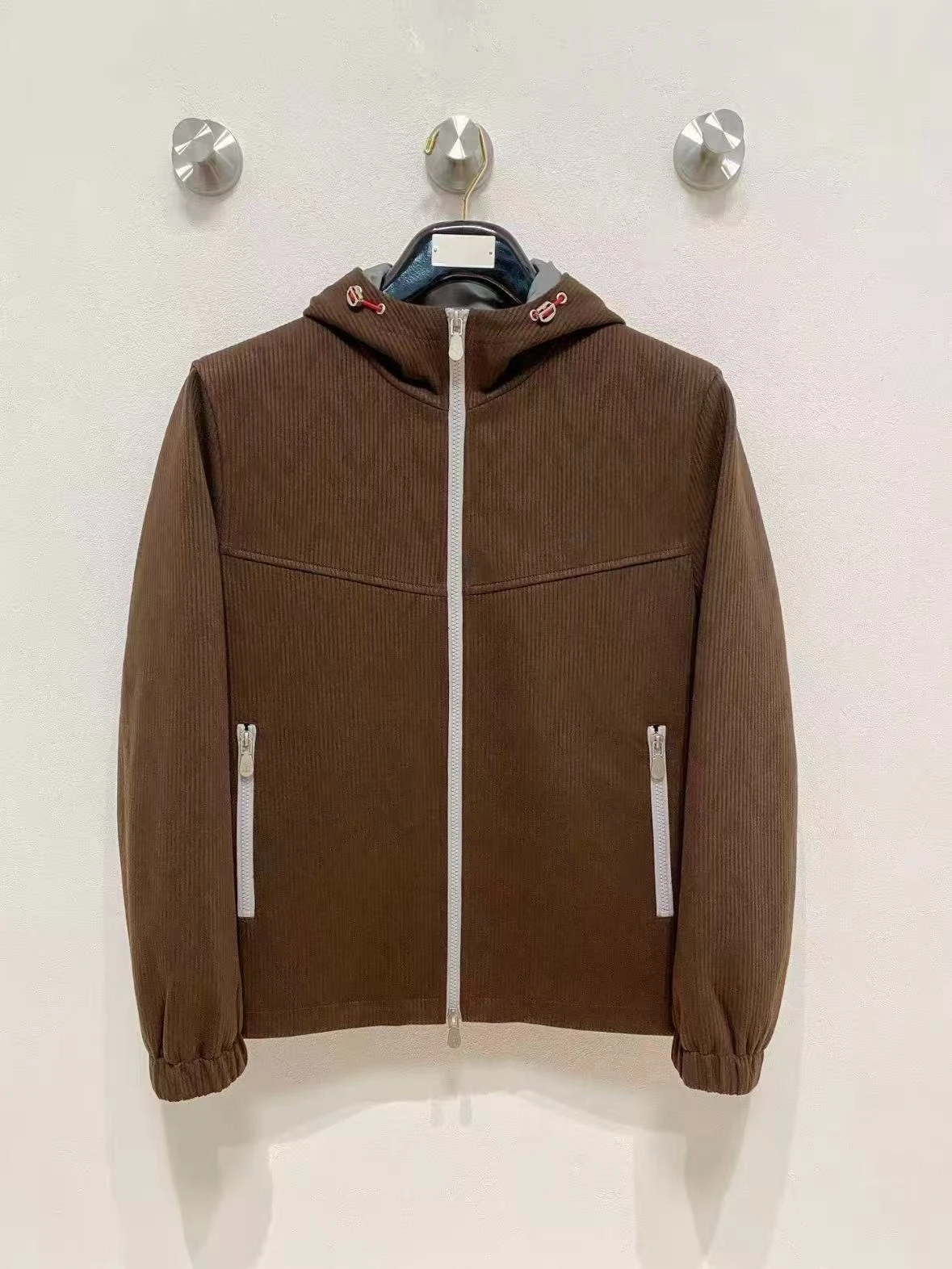 

Вельветовая стеганая куртка с капюшоном BC