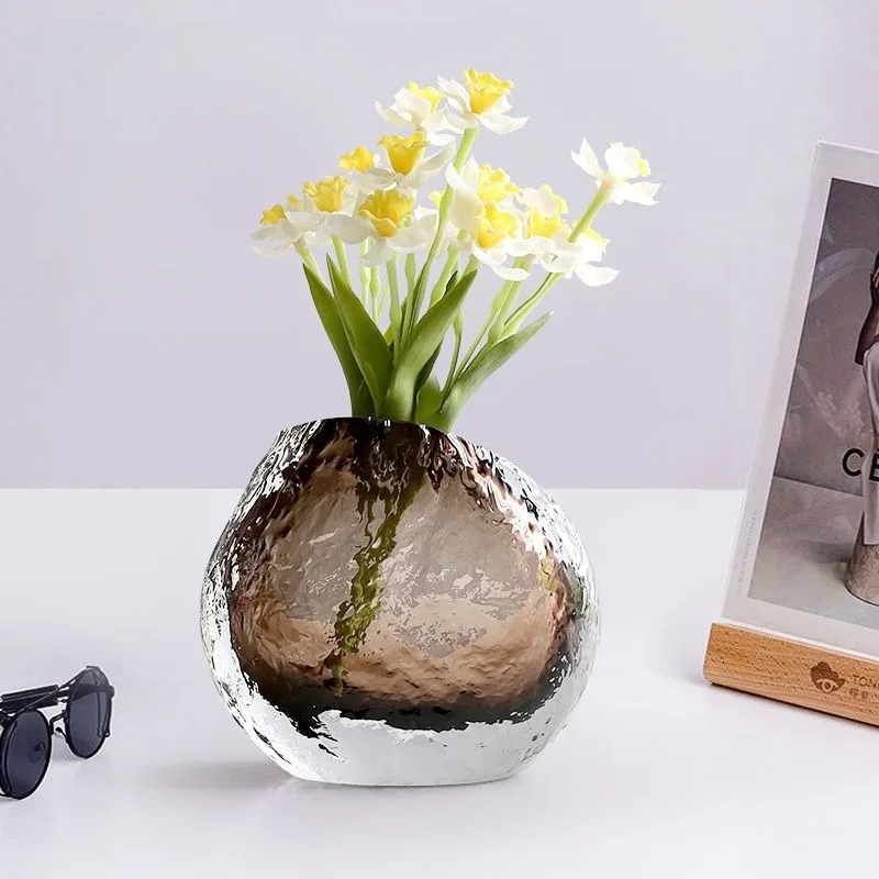 Moderne lichte luxe glazen vaas, ornament eettafel, woonkamer entree creativiteit