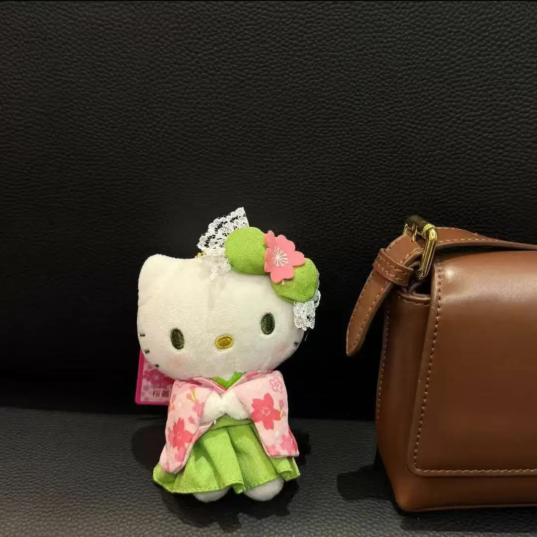 Sanrio Hello Kitty Matcha Kimono dentelle arc fleur de cerisier en peluche pendentif automobile intérieur voiture porte-clés sac à dos décoration cadeau