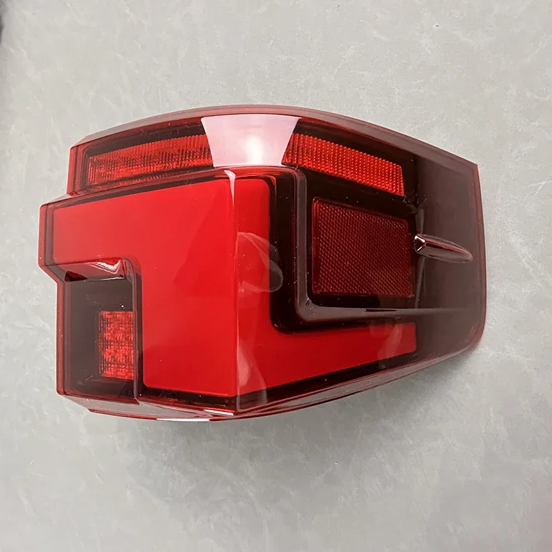 Taillight Assembly Suitable for Toyota Land Cruiser LC300 2022-2023 Modified Dynamic LED Through Taillight Assembly Accessories