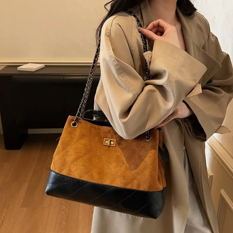 

Luxurious Timeless Shoulder Bag Underarm Crossbody Office Commuting 2025 New Model Exquisite Glamorous Elegant Stylish