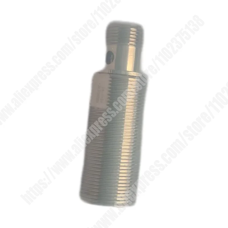 

Новая модель датчика приближения E2E-X5Y1-M1