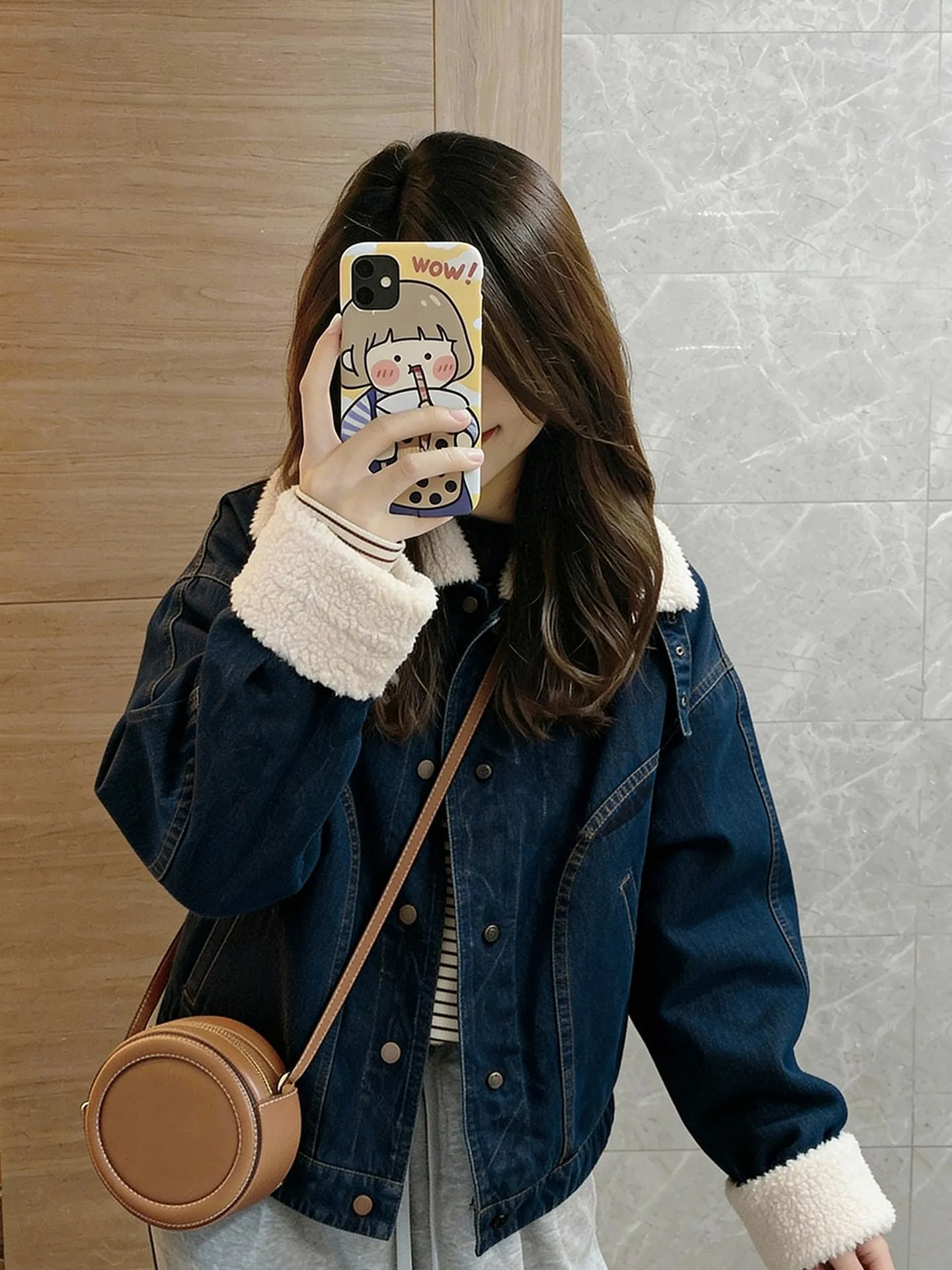 

Новая зимняя корейская утепленная джинсовая куртка с воротником из овечьего меха, тибетский синий цвет, ретро-стиль, прямой крой, верхняя одежда для города