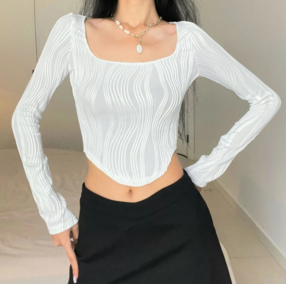

Women's Sexy and Elegant 2024 Autumn/Winter U-neck Top with Water Wave Pattern, Slim Fit, Show Waist, Sexy Long sleeved T-shirt