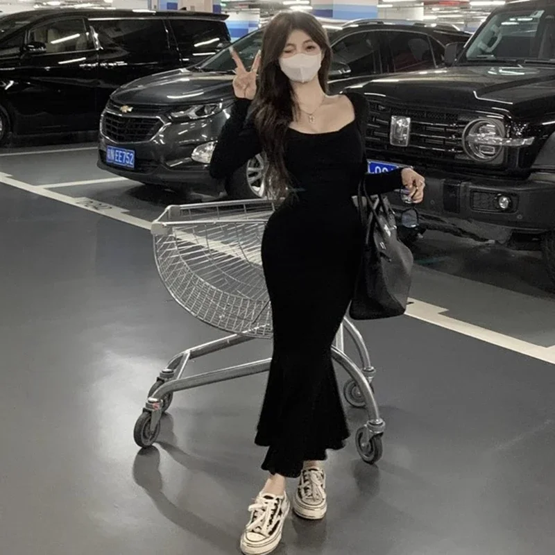 Vestido feminino cinza de manga comprida, trompete sereia, quadril sexy embrulhado, coreano, slim fit, temperamento elegante, outono, novo