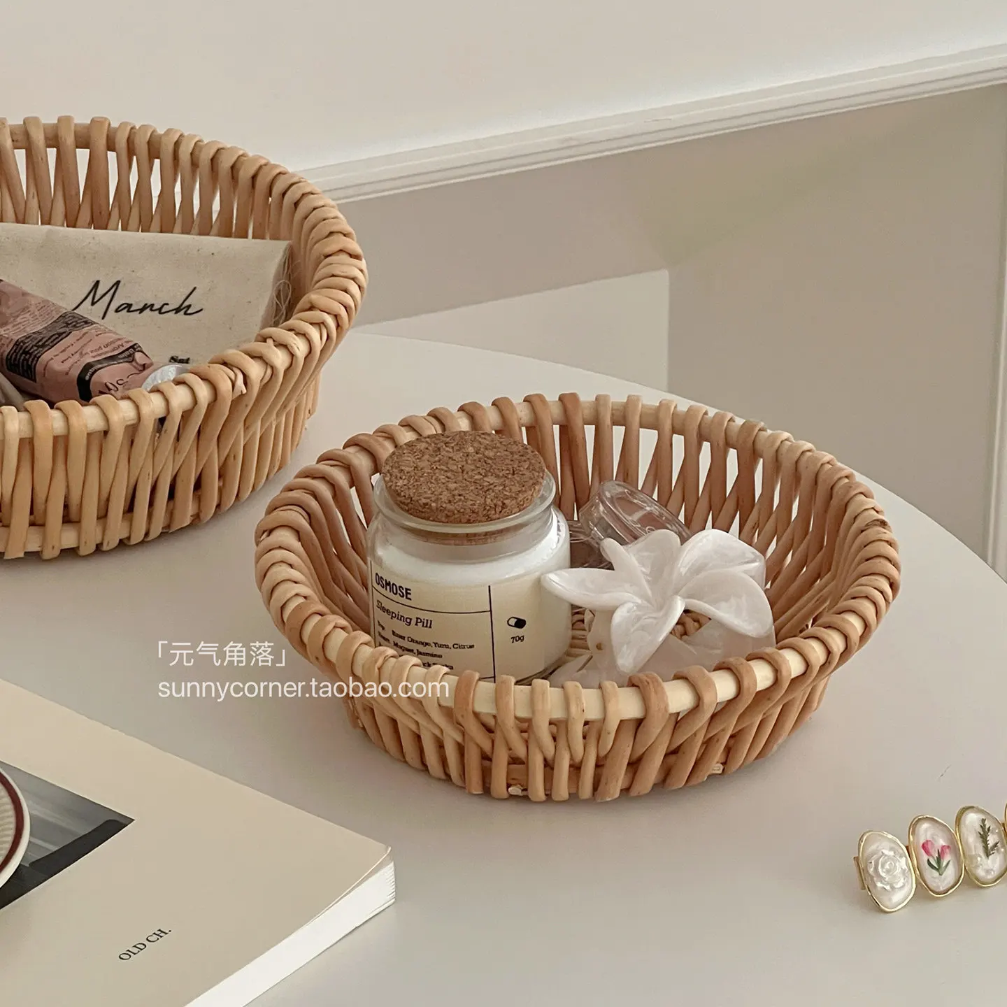 

Round Rattan Organizer Tray Woven Willow Storage Basket For Home Desktop Fruit Basket For Hair Accessories Daily Rustic Decor