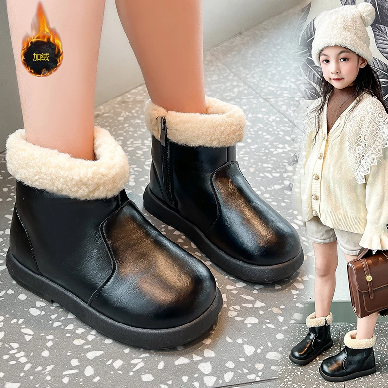 

Детские короткие сапоги на меху, мягкая подошва, нескользящие туфли принцессы для девочек с боковой молнией, новинка 2025, зимние модные детские ботильоны, теплые