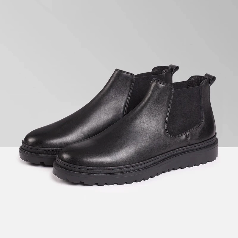 

2025 Новые мужские ботильоны из натуральной кожи, простой дизайн, однотонные легкие короткие ботинки чистого цвета для работы или жизни в городе