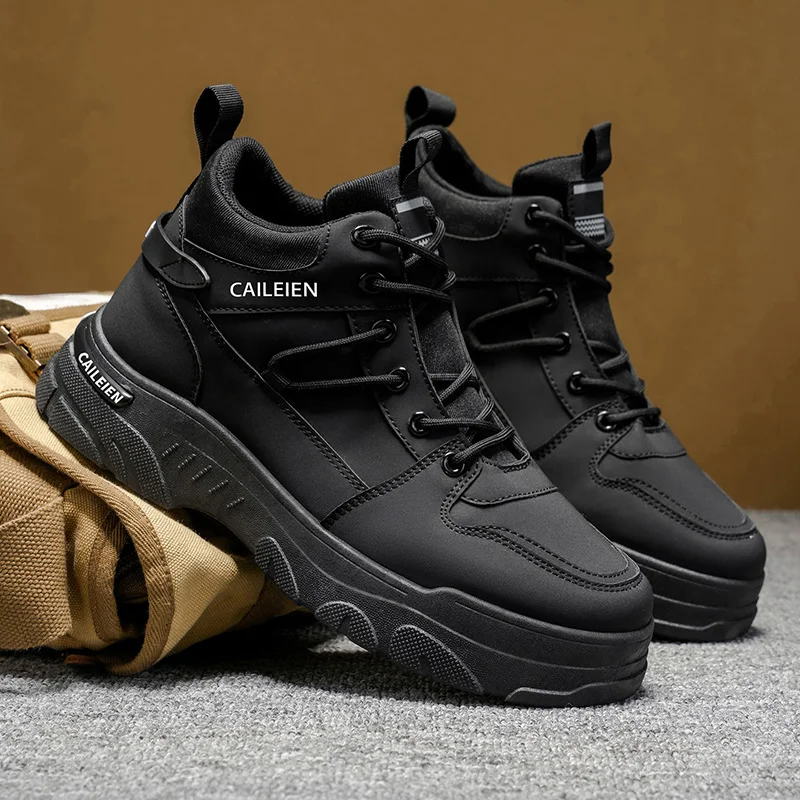 

Classic Black Men's Motorcycle Boots Casual Outdoor Work Boots Man Comfortable Platform Ankle Boots for Men botas para hombre