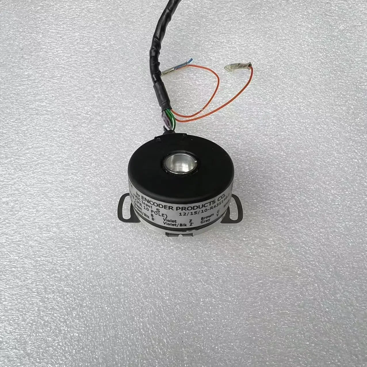 FV00504 (2048 CPR 10 POLE) ACCU-CODER encoder Kohlmorgen servo encoder