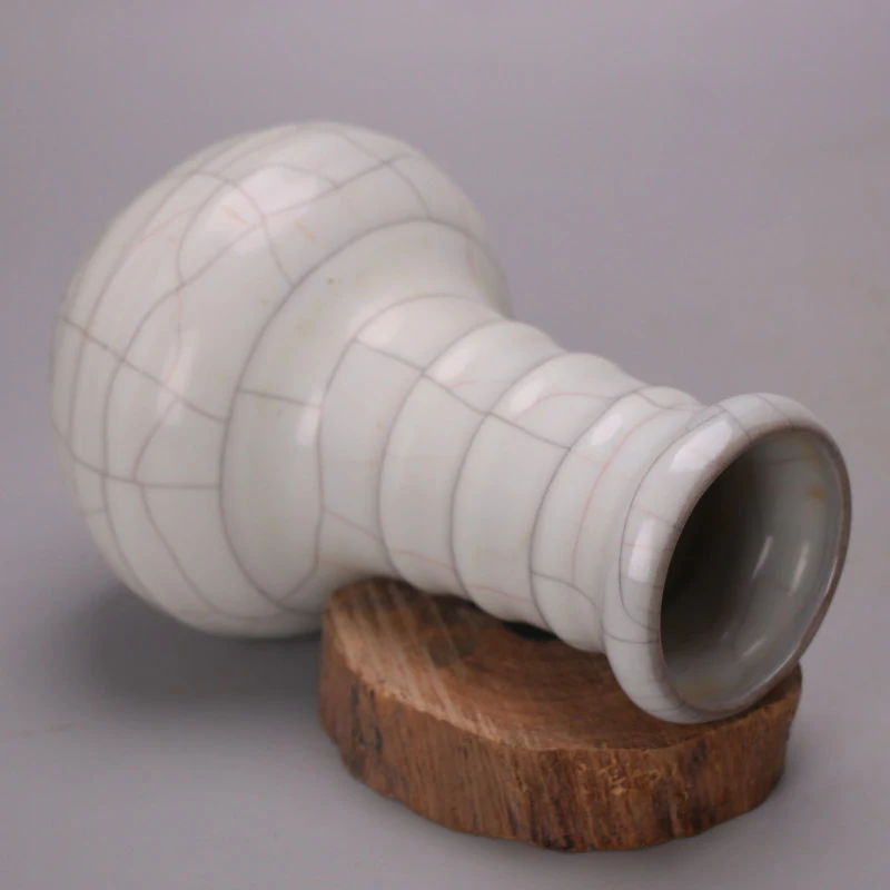 Song Guan Kiln Crackle White Glaze Garlic Head Vase Bianjing Mark Reproduction Vintage Home Decor Collectible