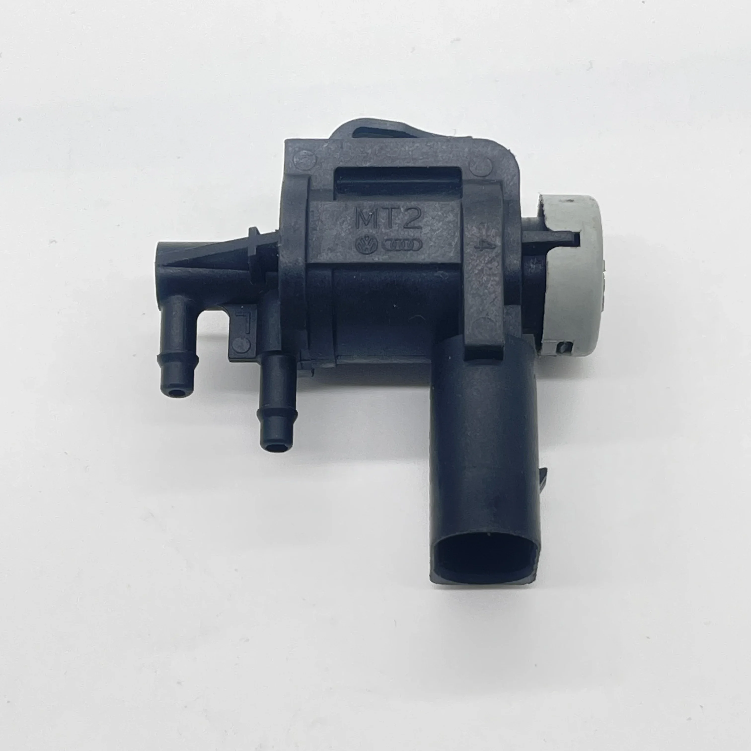 1K0906283A Turbo Boost Pressure Solenoid Valve for Vw Audi A3 Q3 S5 Volkswagen Passat Beetle Golf Jetta 1J0906283C 3090602831K0A
