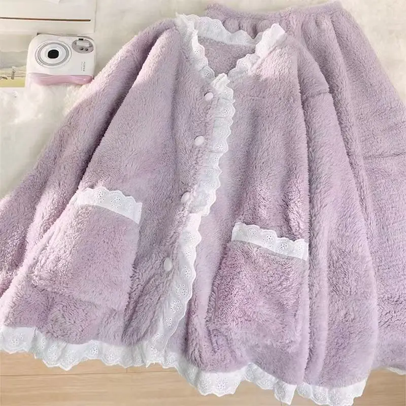 

Pajamas Women's Autumn and Winter Long-sleeved Flannel Sweet Lace Thickened Loose Plus Size Loungewear