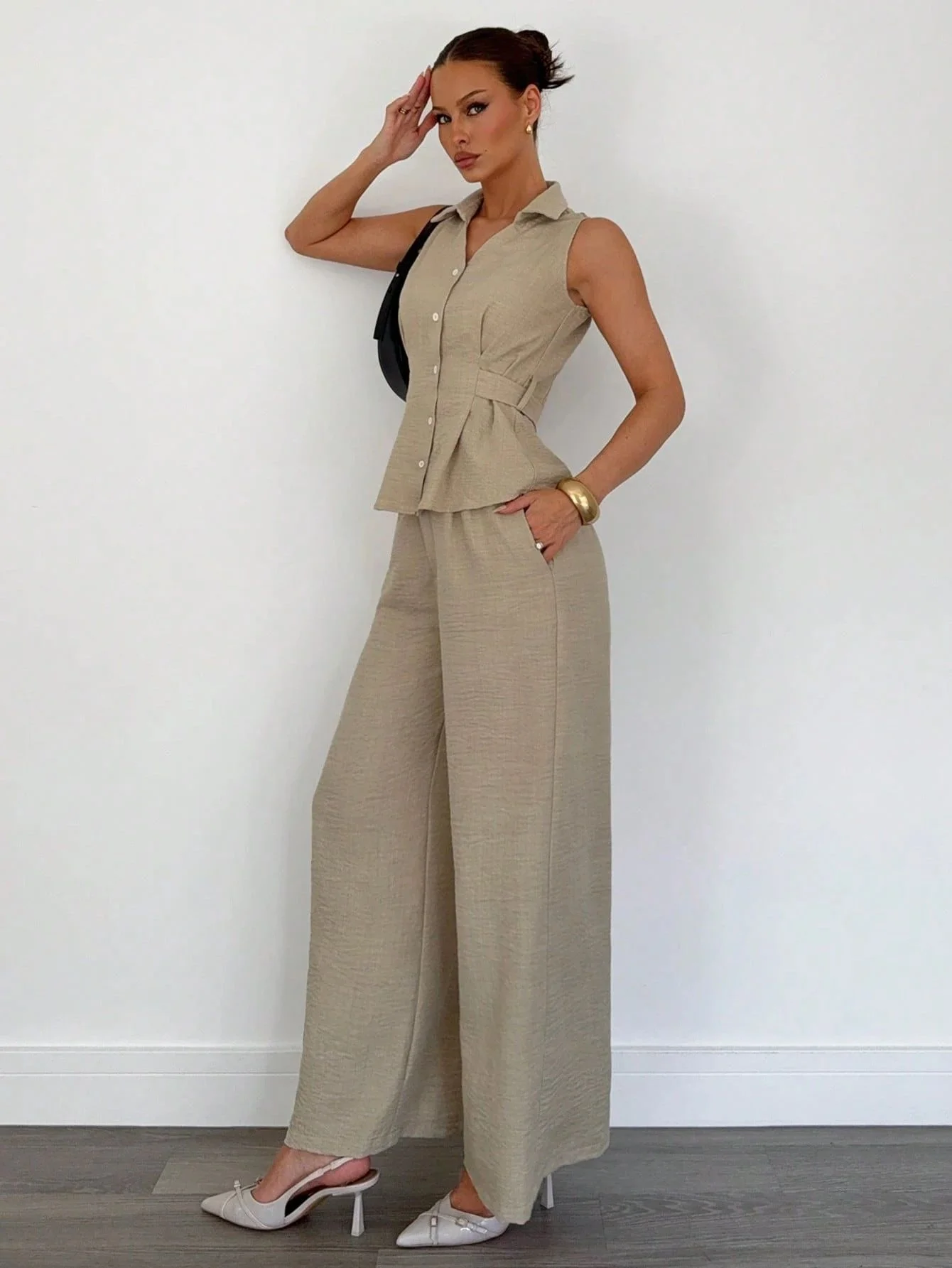 2026 Summer Women's 2 Piece Outfits, Casual V Neck Sleeveless Waistcoat Top + High Waist Wide Leg Pants Set, Elegant Commuter Wo