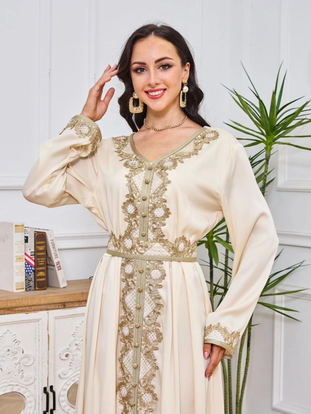 Elegant Apricot Embroidery Evening Dress Formal Occasions Women Muslim A-line Prom Gown Customized Fashion Birthday Arabic Robe