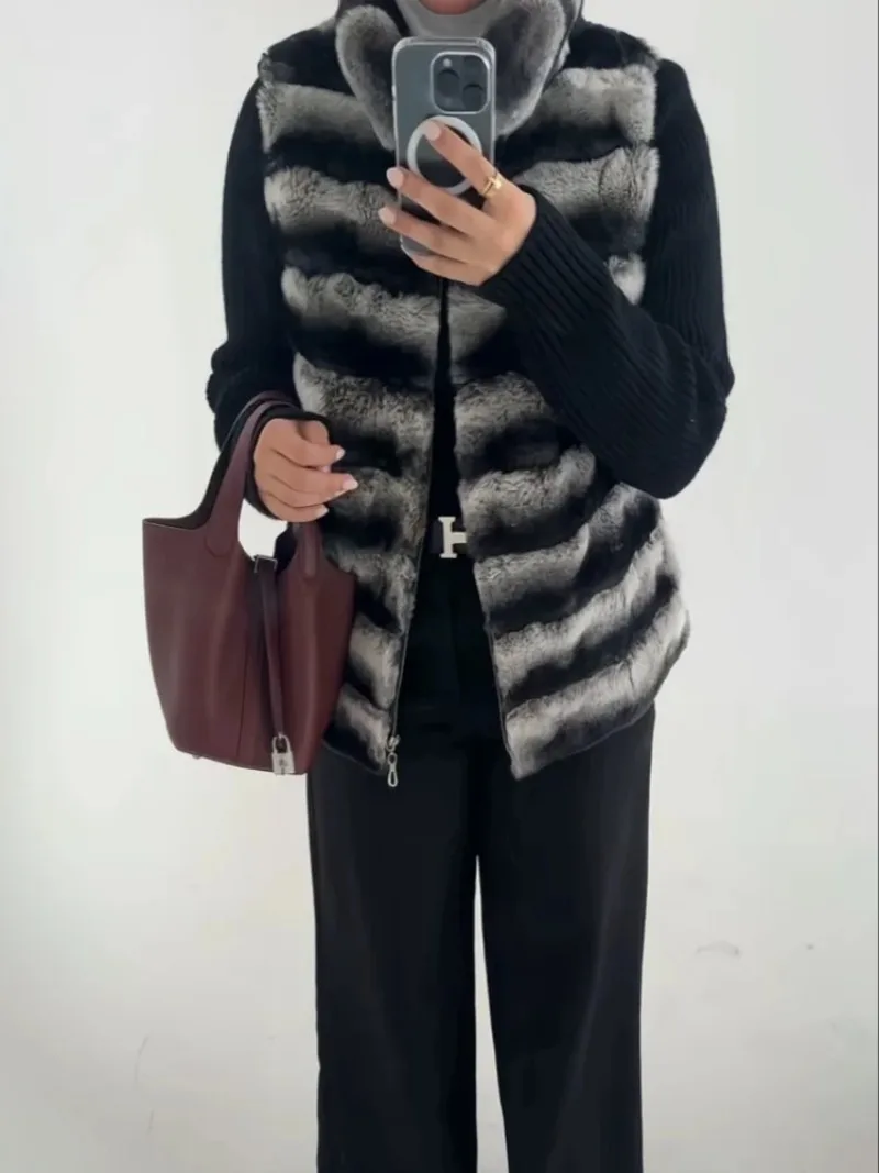 

Women's Winter Faux Fur Jacket Coat with Knitted Sleeves High Street New Short Coats Fashion Casual Outerwear Lady Outfit