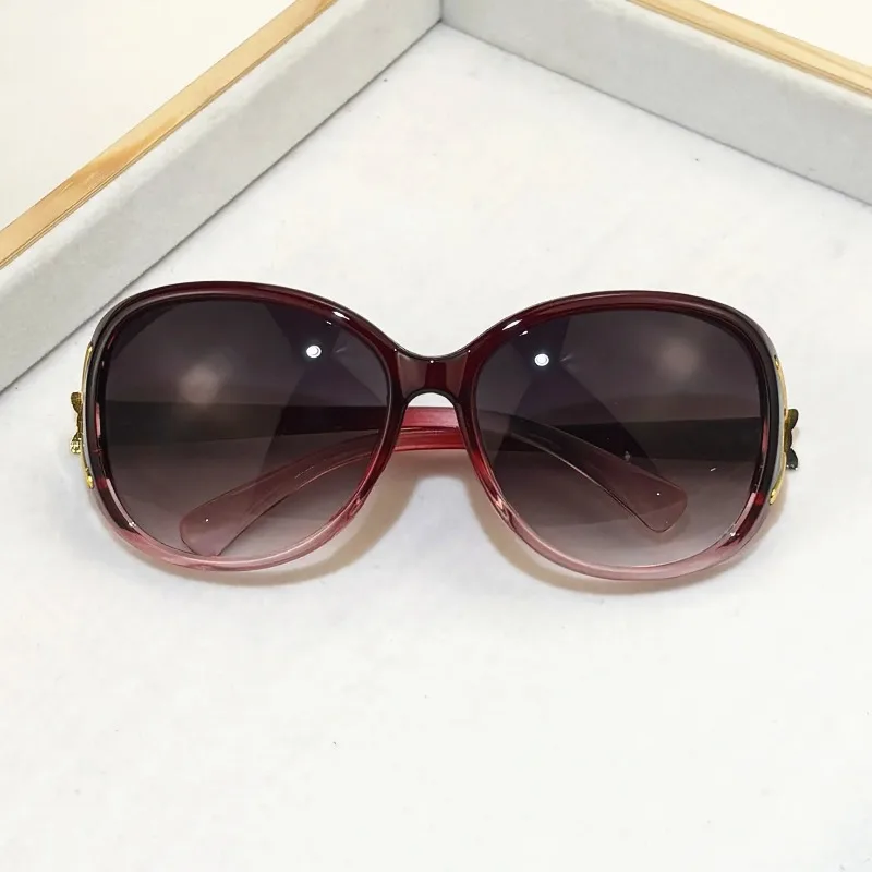 1//3PCS Fashion Oversized Summer Traveling Sunglasses Women Plastic Female Big Frame Gradient Sun Glasses UV400 view 3