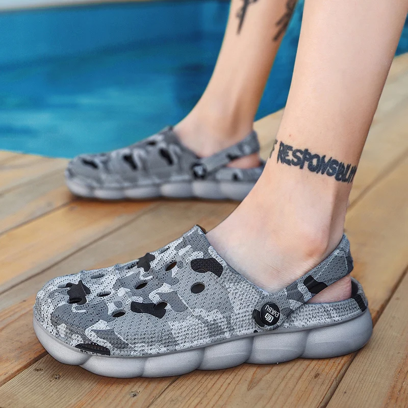 Mens Sandals Summer 2021 New Camo Garden Shoes Couple Rubber Clogs Slippers Beach Water Walking Sandals Male Big Szie Zapatos