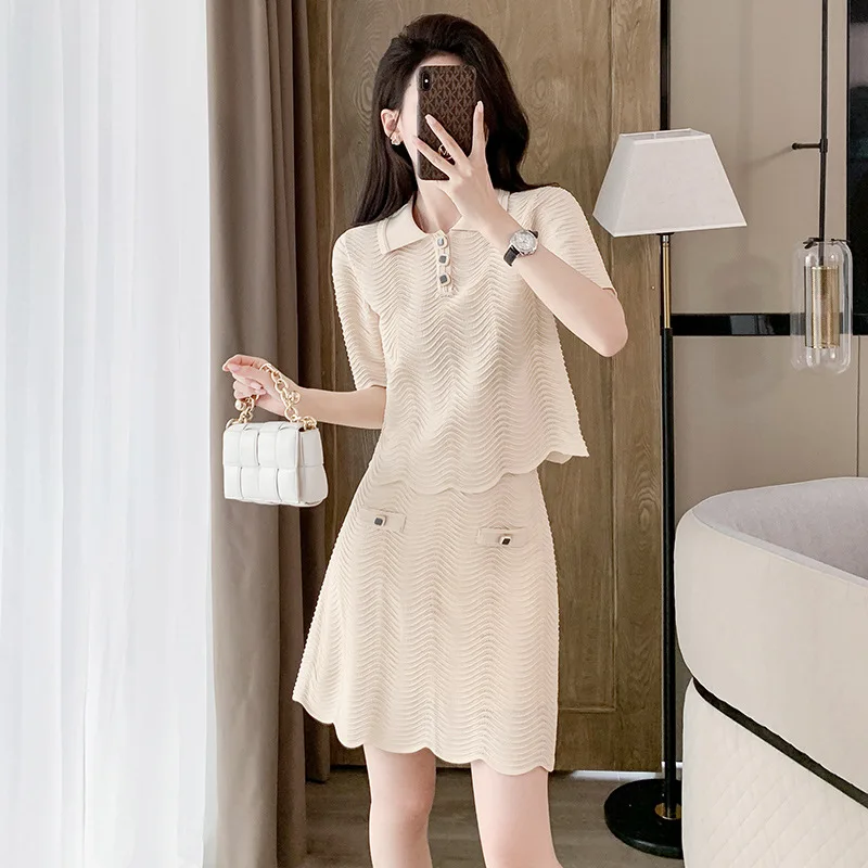 Dames kaki kleur uitgehold gebreid 2-delig set Polohals T-shirt met korte mouwen + hoge taille omwikkelde heuprok casual set