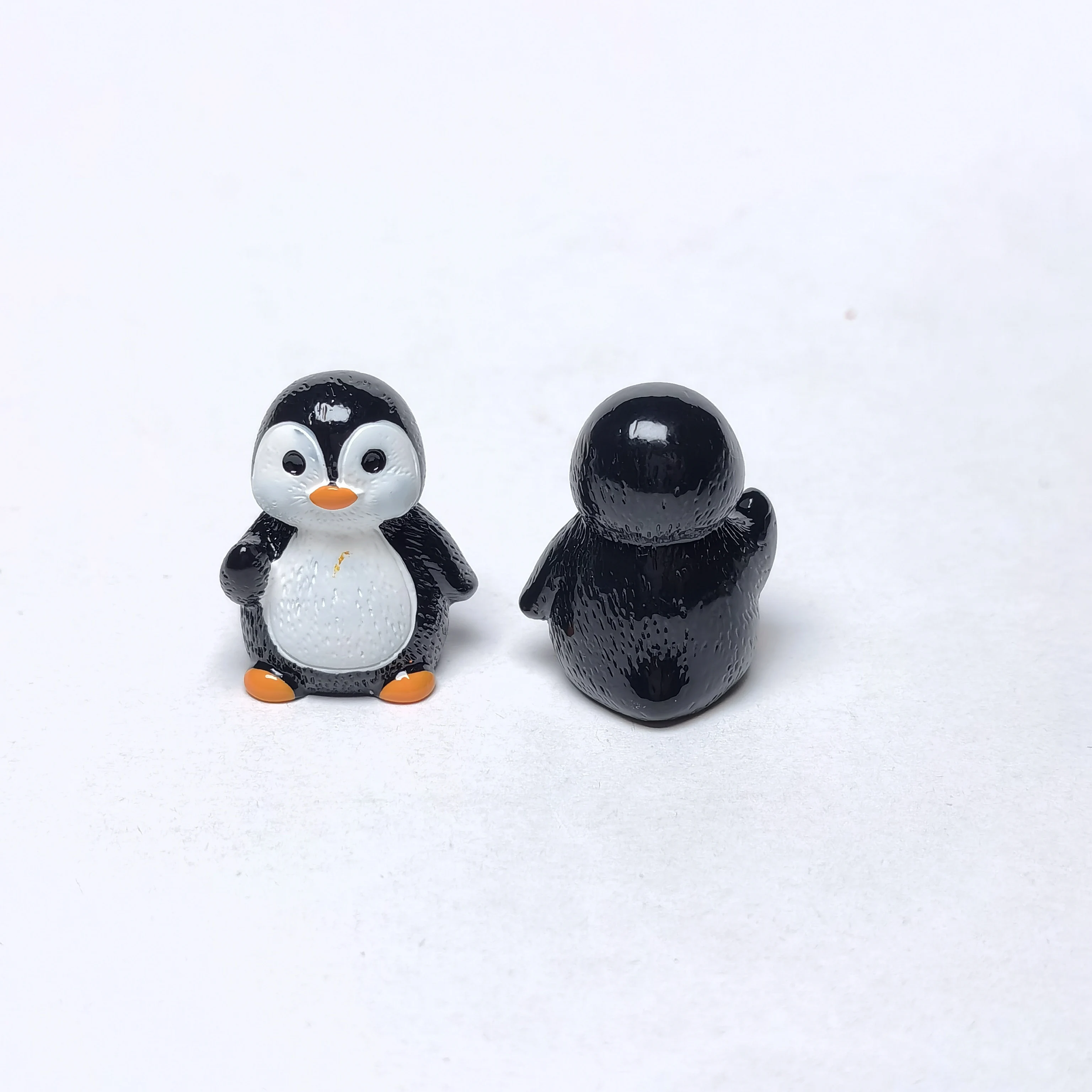Kawaii Sports Small Penguin Resin Charms 3D Animal Keychain Necklace Pendant Acessory DIY Earring Jewelry Making