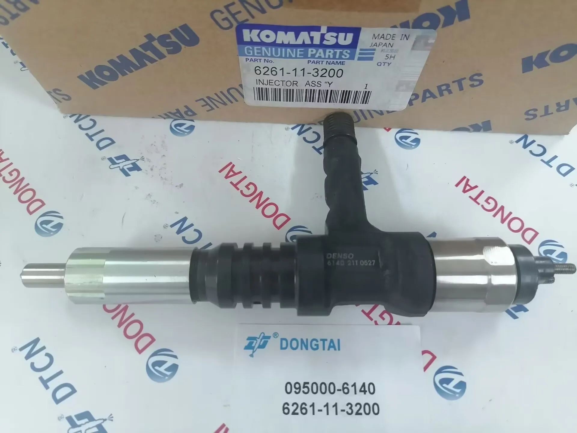 Common Rail Fuel Injector 095000-6140 For KOMATSU SAA6D140E-5 6261-11-3200 6261113200