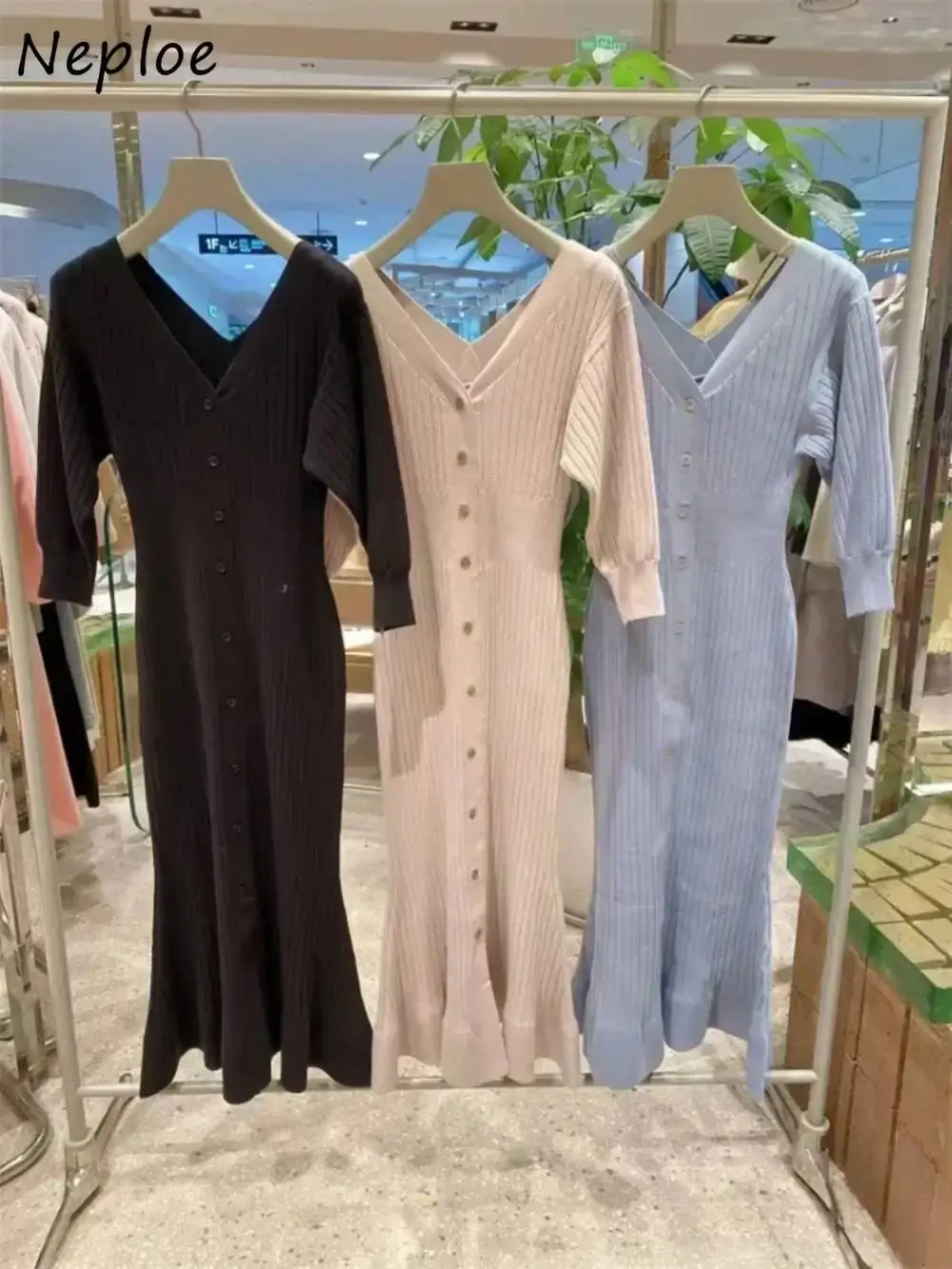 Elegant Temperament V Neck Knit Mujer Slim Waist Mermaid Mid-Length Bodycon Robe Japan Vintage Casual Dresses