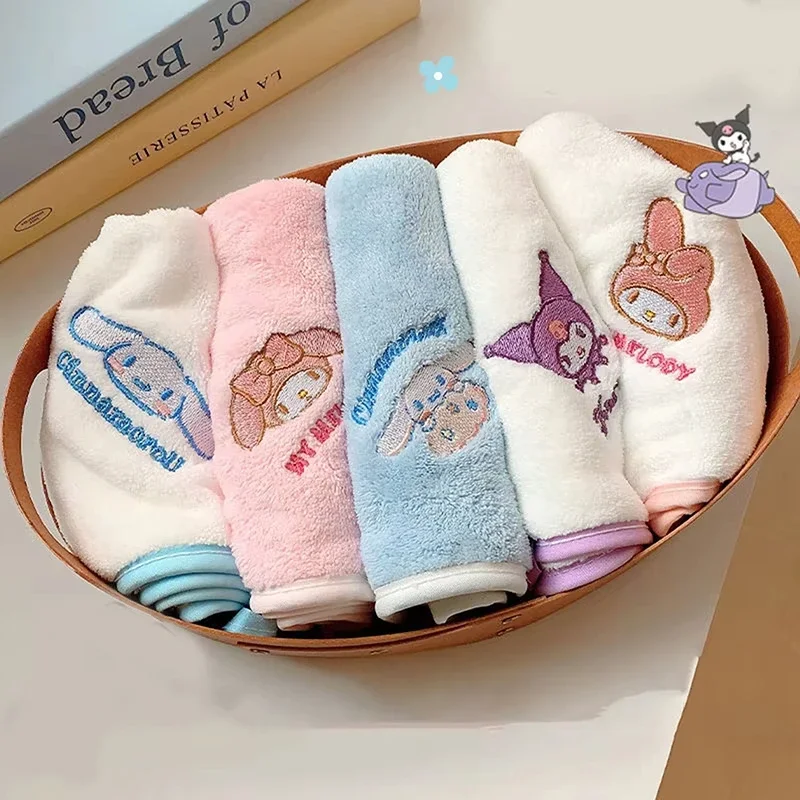 75*35Cm Kawaii Sanrio Cinnamoroll Kuromi Coral Fleece Towel Kuromi Cartoon Absorbent Face Wash Bath Dry Hair Towel Fitness